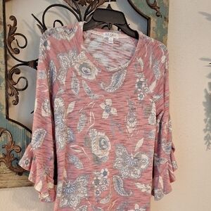 🔥🔥 HOT DEAL Elegant Floral Women's Sweater Blouse. Size LARGE